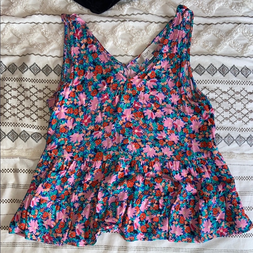 LOFT Floral Sleeveless Top